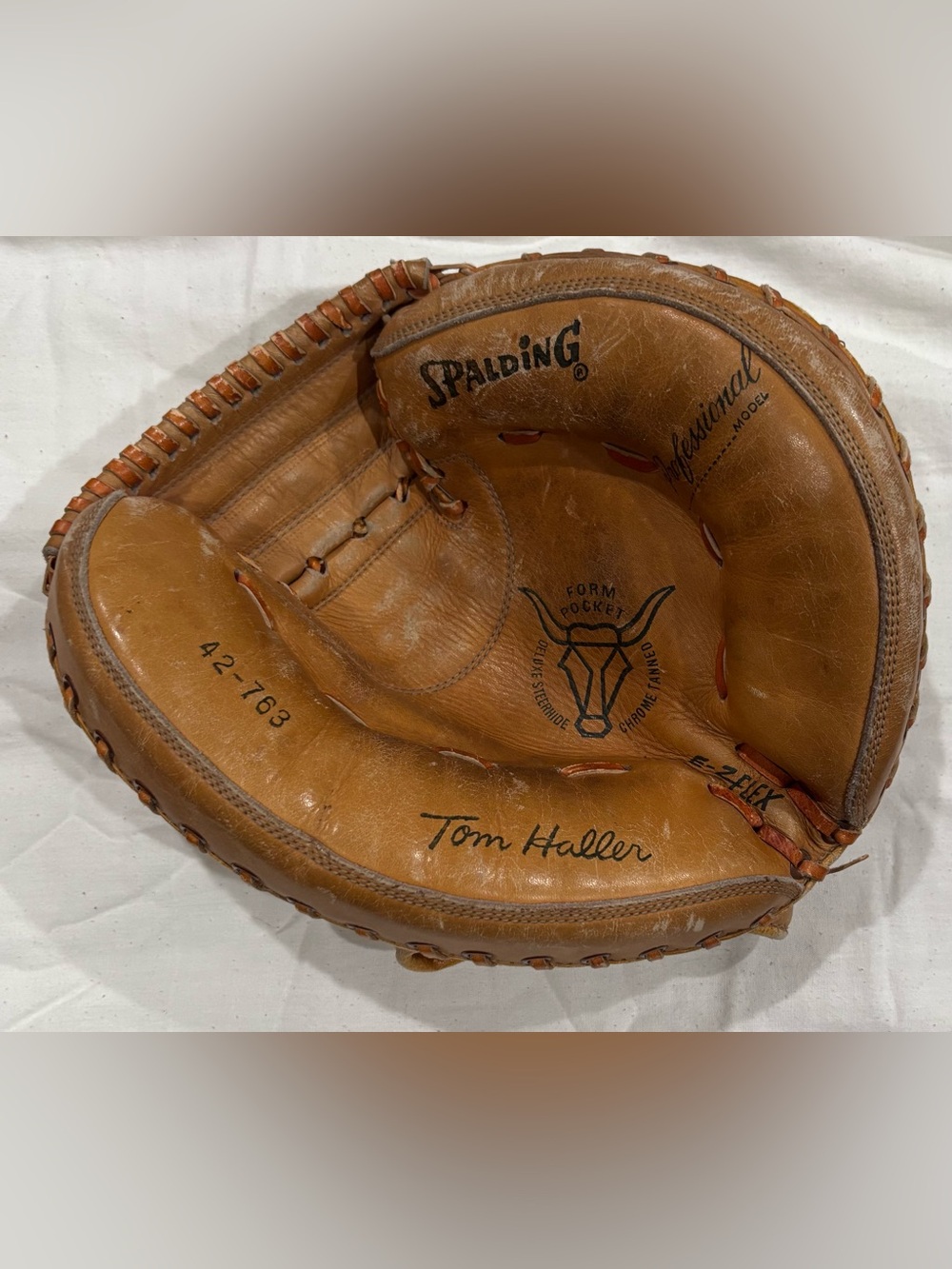 Spalding Men’s Tan Leather Baseball Glove - Tom Haller Style.
